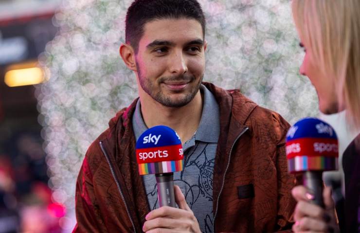 Esteban Ocon durante un'intervista